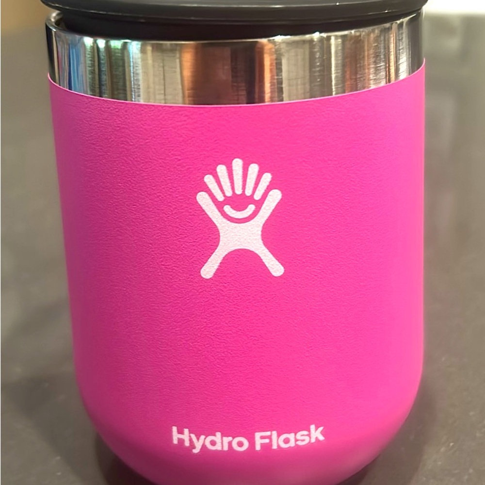 Hydro Flask Stainless Steel Wine Cup with Lid